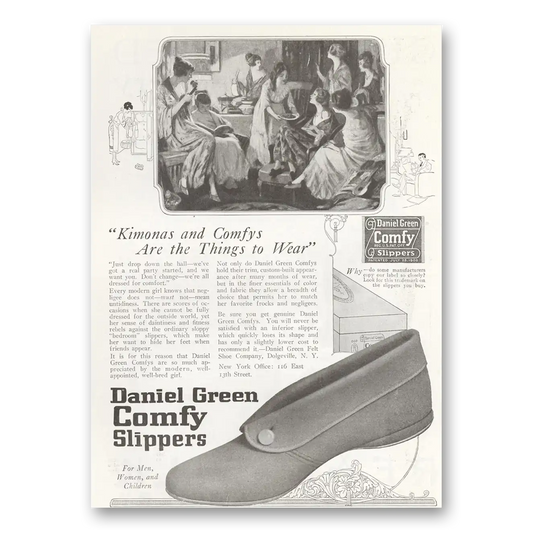 1922 Daniel Green Slippers Comfy Slippers Kimonas and Comfys Vintage Magazine Print Ad