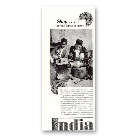 1934 India Shop In the Chandni Chauk Vintage Magazine Print Ad