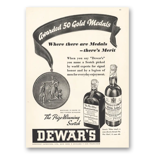 1935 Dewars White Label Awarded 50 Gold Medals Vintage Magazine Print Ad