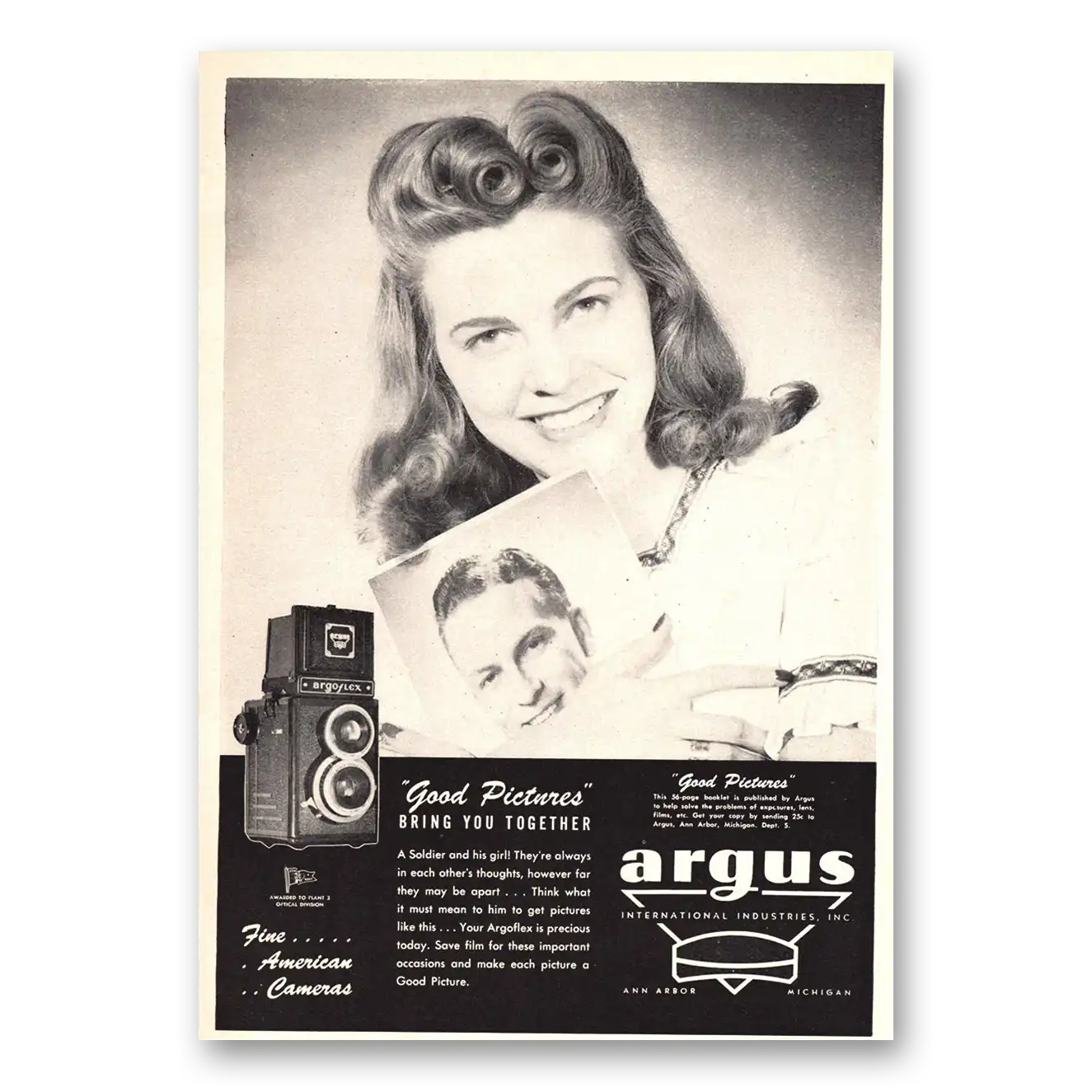 1944 Argoflex Camera Good Pictures Bring You Together Vintage Magazine Print Ad