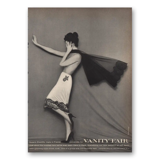 1960 Vanity Fair Undergarments Superb Chantilly Vintage Magazine Print Ad