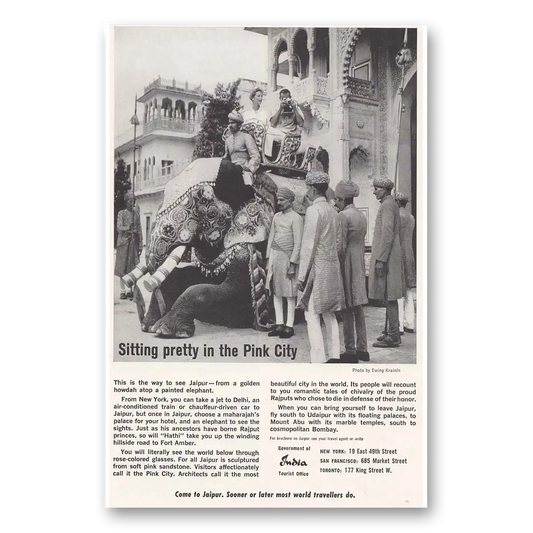 1962 India Sitting Pretty in the Pink City Vintage Magazine Print Ad