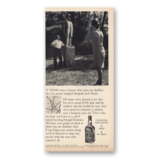 1969 Jack Daniels Likes His Picture Snapped Vintage Magazine Print Ad