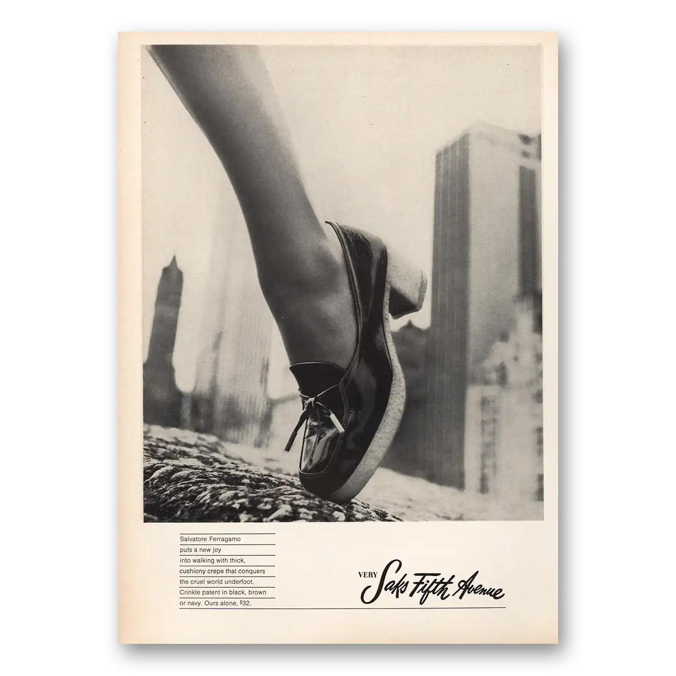 1973 Saks Fifth Avenue Salvatore Ferragamo Shoes Vintage Magazine Print Ad