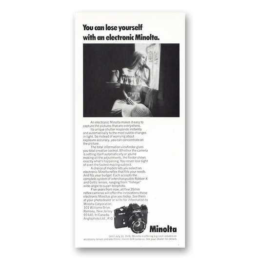 1976 Minolta Camera Electronic Camera You Can Lose Yourself Vintage Magazine Print Ad