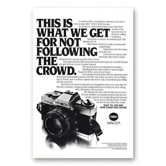 1981 Minolta Camera Following the Crowd Vintage Magazine Print Ad