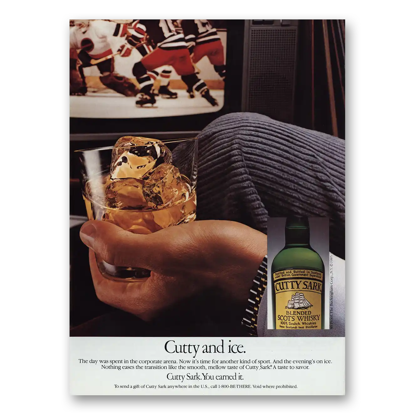 1985 Cutty Sark Cutty and Ice Hockey Vintage Magazine Print Ad