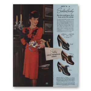 1944 Selby Shoe Print Ad | Saleslady